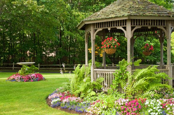 Backyard Landscaping Service in Lehi