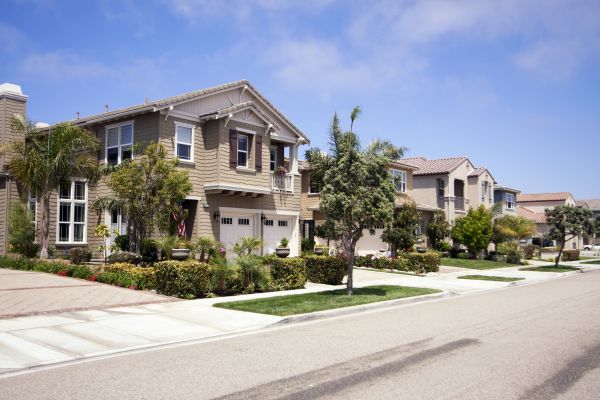 Neighborhood Landscaping in Lehi
